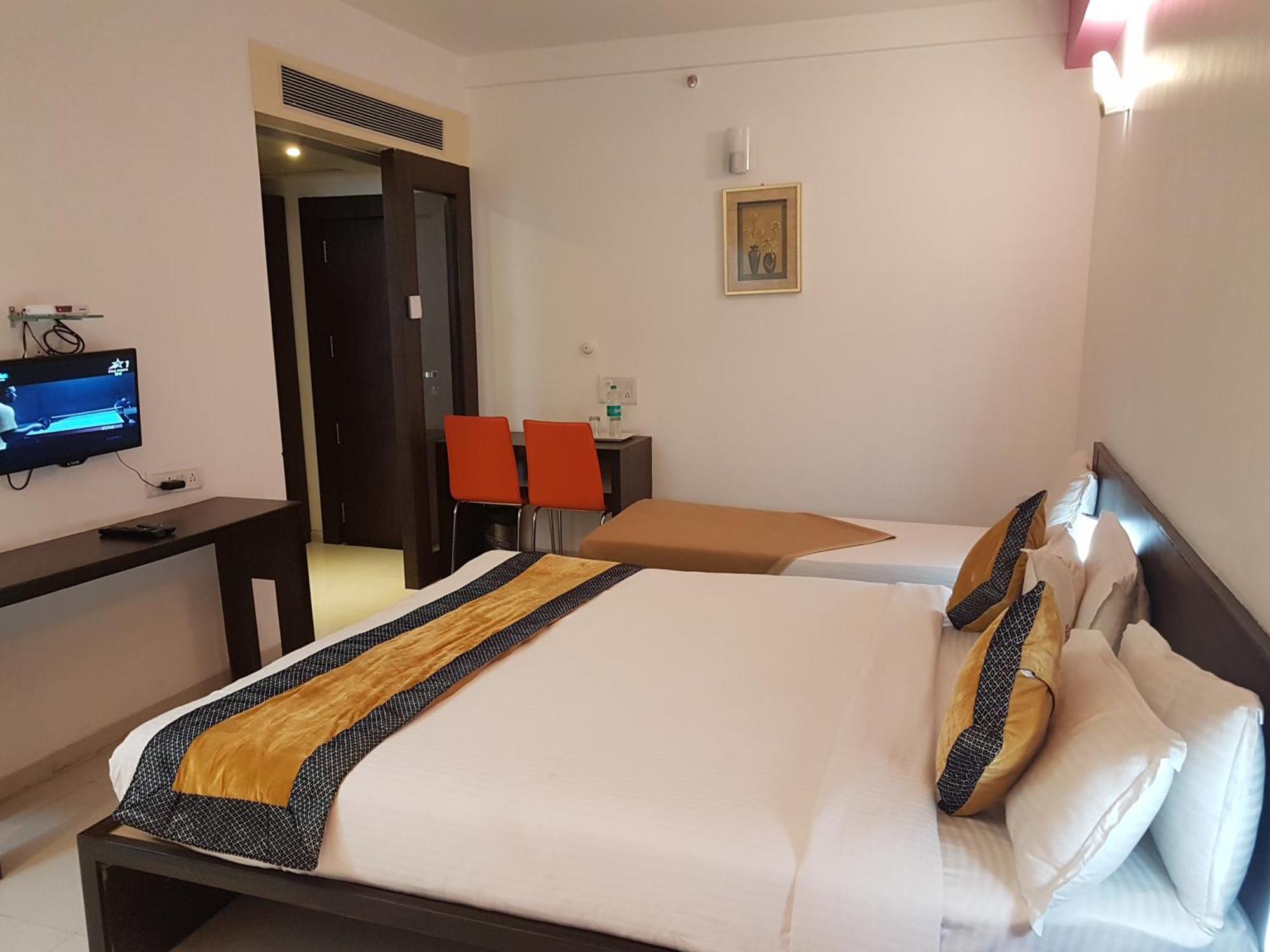 Hotel Golden View Shirdi Eksteriør billede