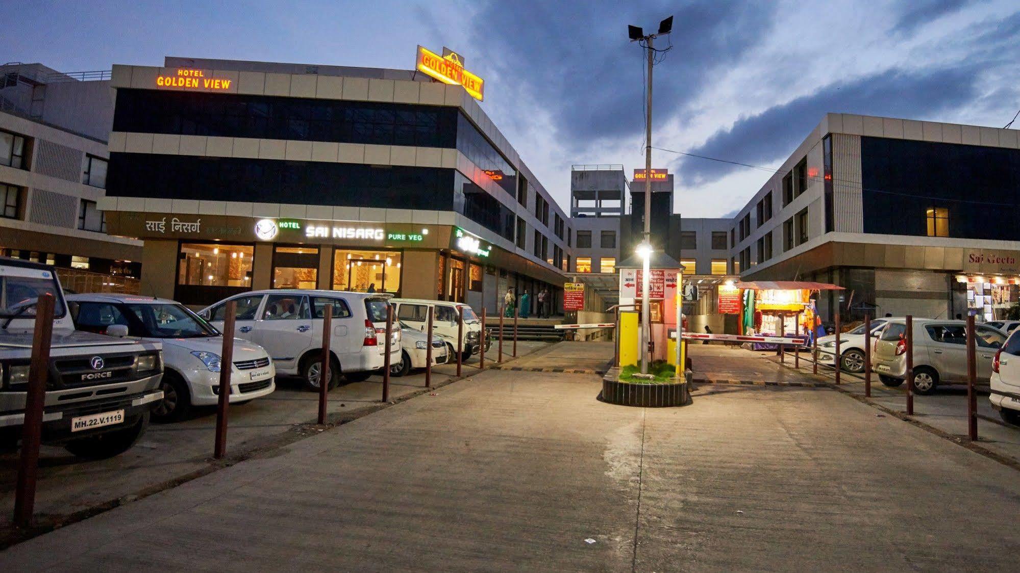 Hotel Golden View Shirdi Eksteriør billede